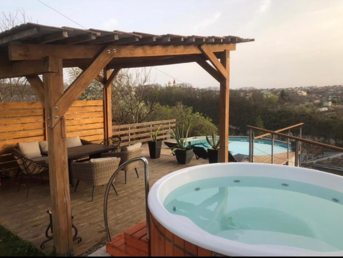 Tatsopus Villa Kamjanyi Potoki Kültér fotó
