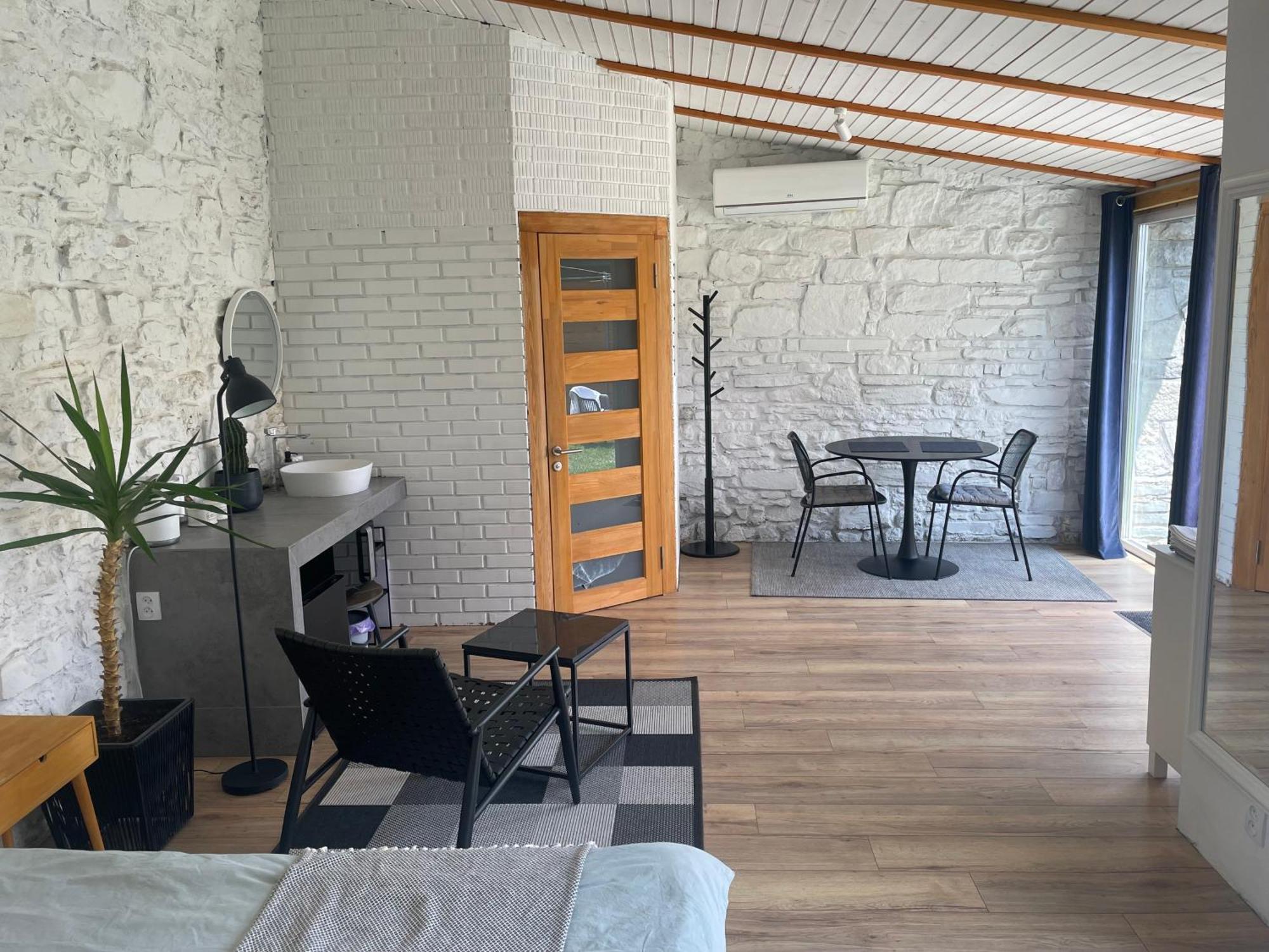 Tatsopus Villa Kamjanyi Potoki Kültér fotó
